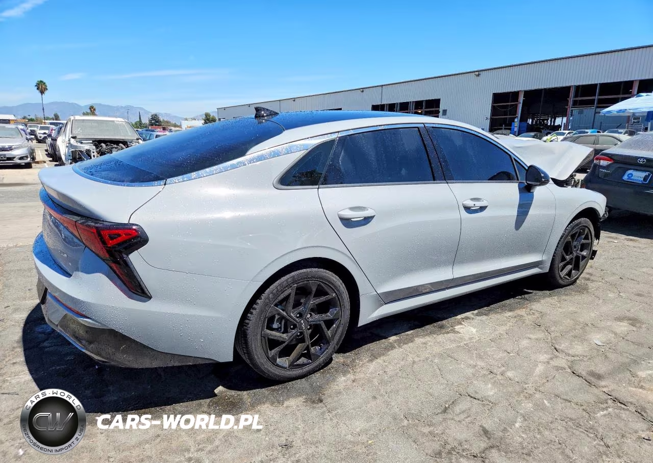 2026 Kia K5 Gt Line VIN:KNAG64J7XT5452557 - 3