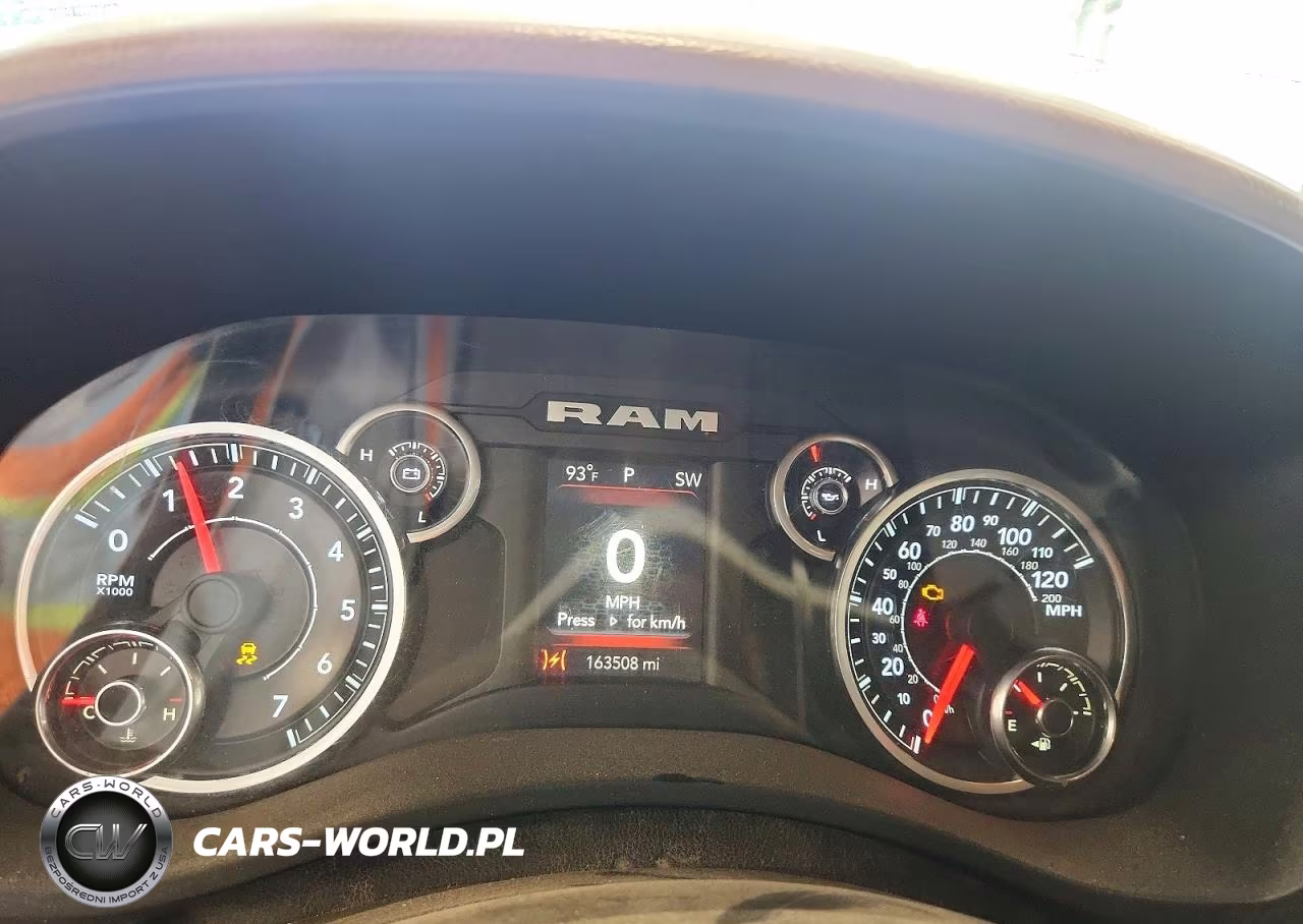 2019 Ram 2500 Big Horn VIN:3C6UR5DJXKG563084 - 9