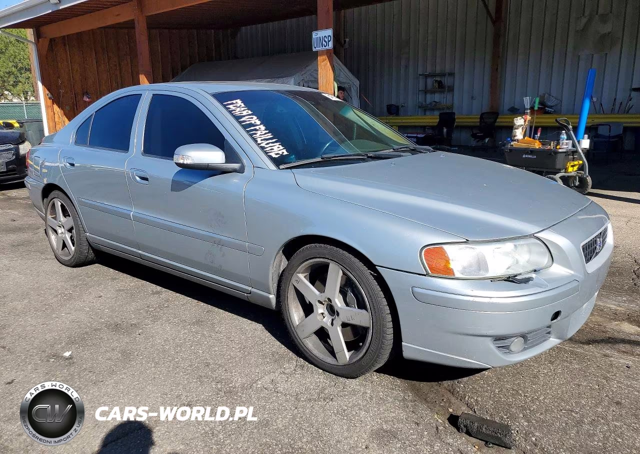 2007 Volvo S60 R VIN:YV1RH527072645201 - 4