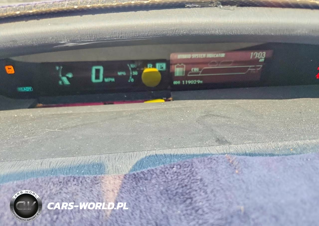 2014 Toyota Prius Two VIN:JTDKN3DU1E1777605 - 9