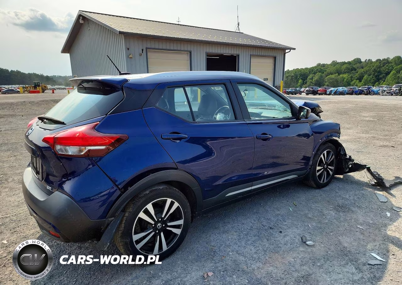 2019 Nissan Kicks Sr VIN:3N1CP5CU0KL550411 - 3