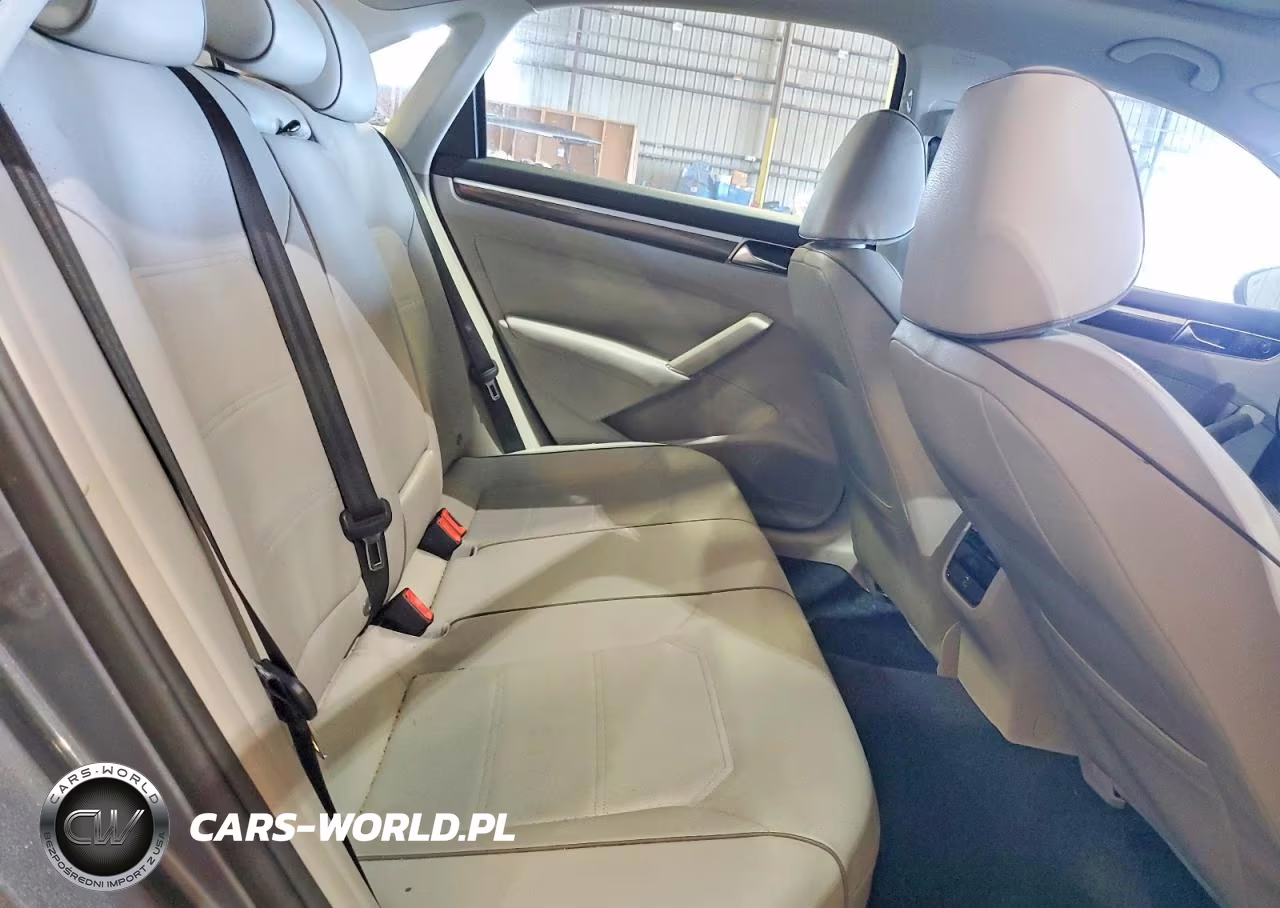 2017 Volkswagen Passat Se VIN:1VWBT7A35HC007776 - 10
