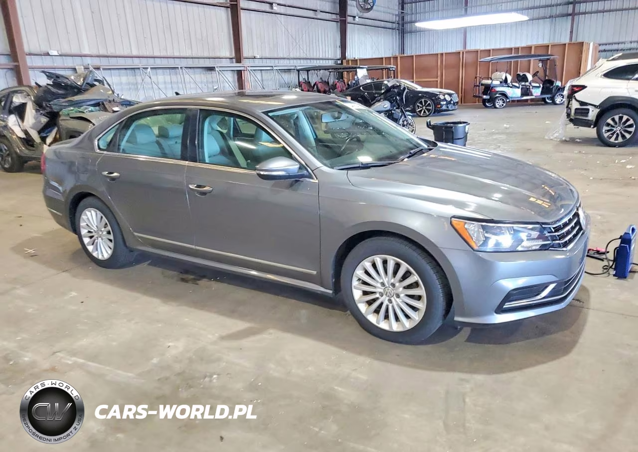 2017 Volkswagen Passat Se VIN:1VWBT7A35HC007776 - 4