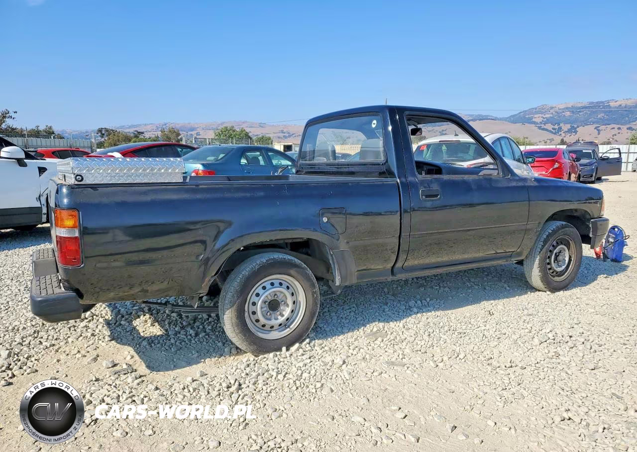 1992 Toyota Pickup Base VIN:JT4RN81A7N5146825 - 3