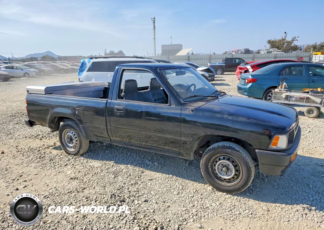1992 Toyota Pickup Base VIN:JT4RN81A7N5146825 - 4