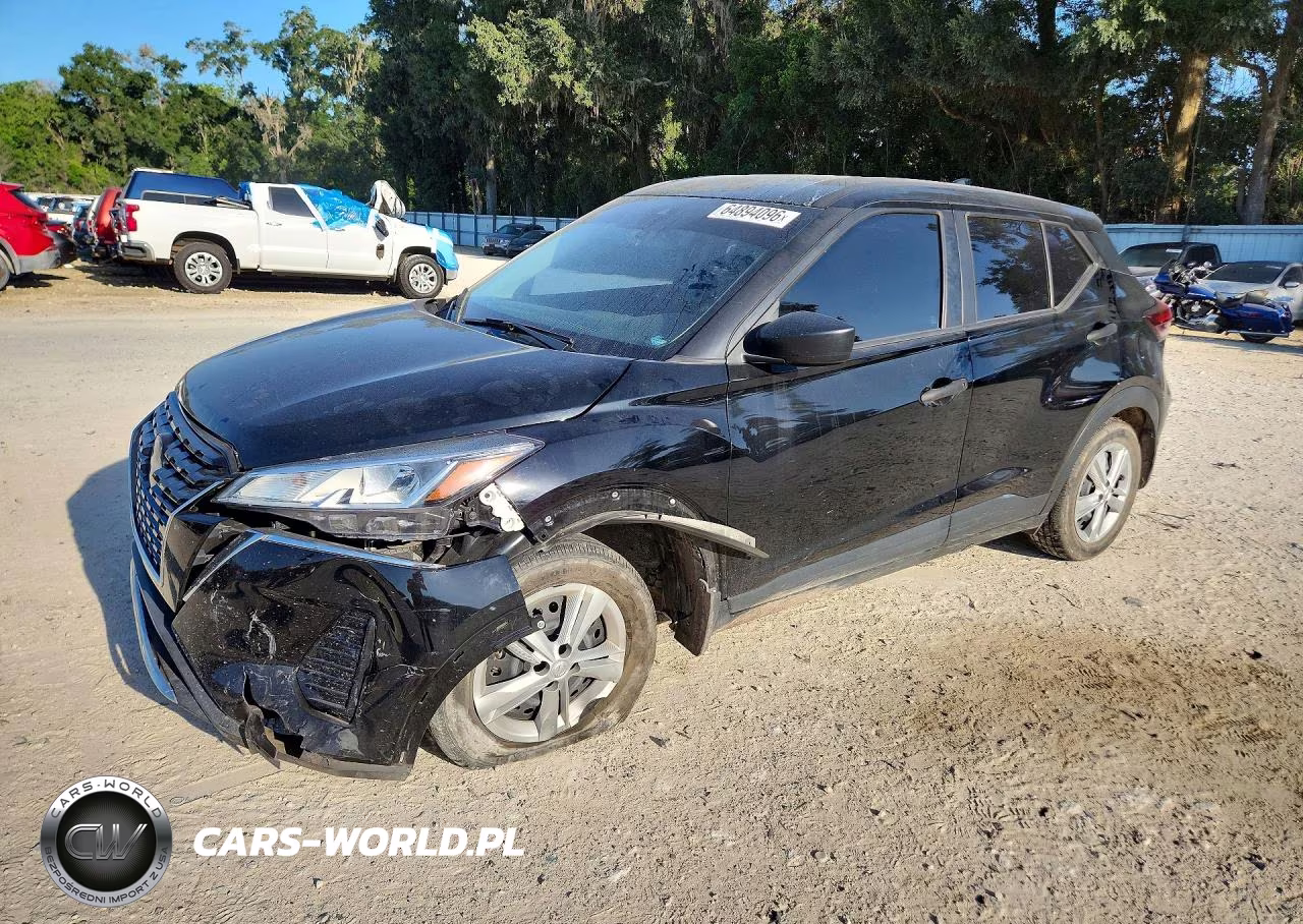 2023 Nissan Kicks S