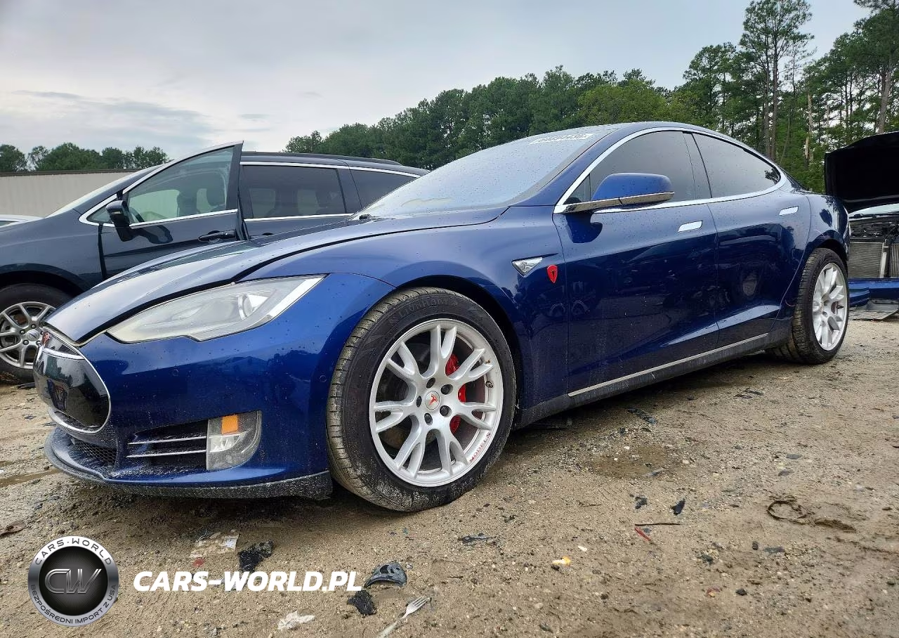 2015 Tesla Model S P85D – zdjęcie 1 z 13