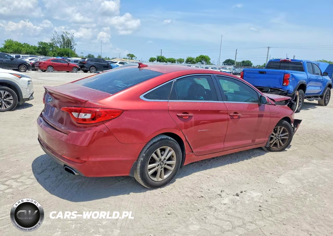 2016 Hyundai Sonata Se VIN:5NPE24AF1GH312500 - 3