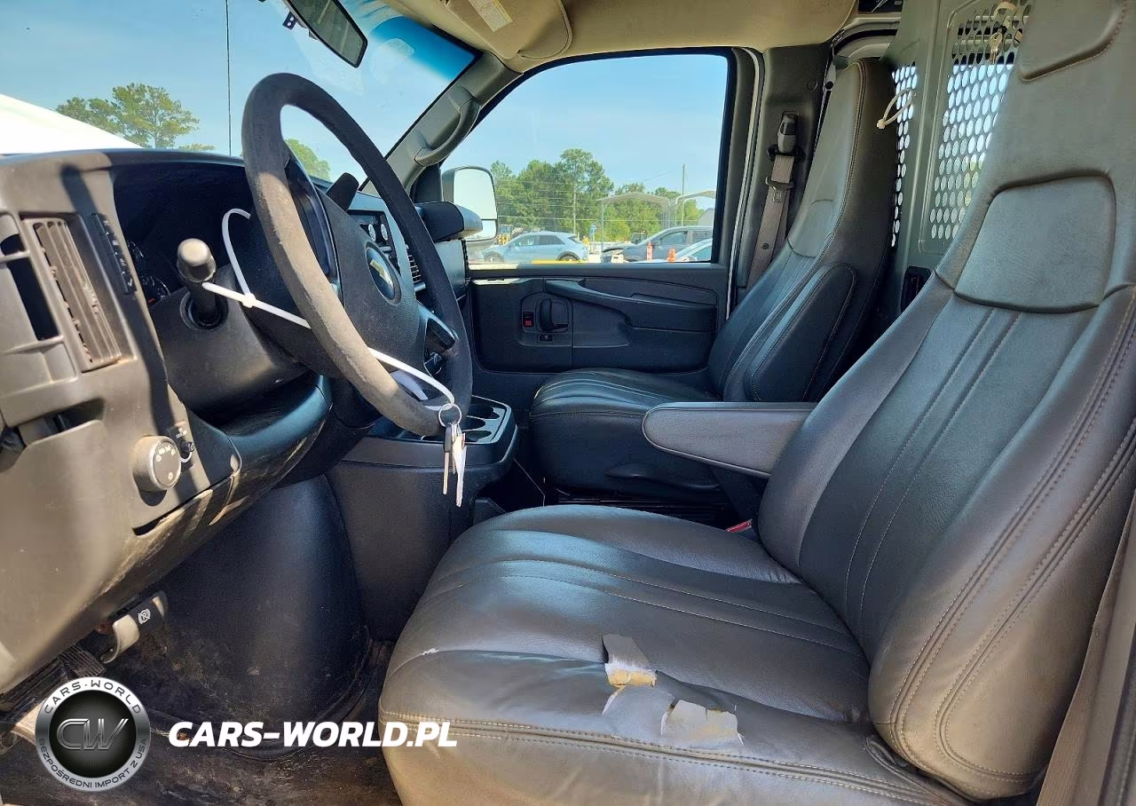 2015 Chevrolet Express G2500 VIN:1GCWGFCF2F1255390 - 7