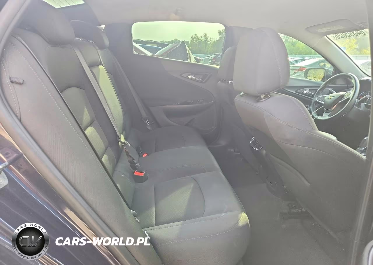 2017 Chevrolet Malibu Lt VIN:1G1ZE5ST0HF140810 - 10