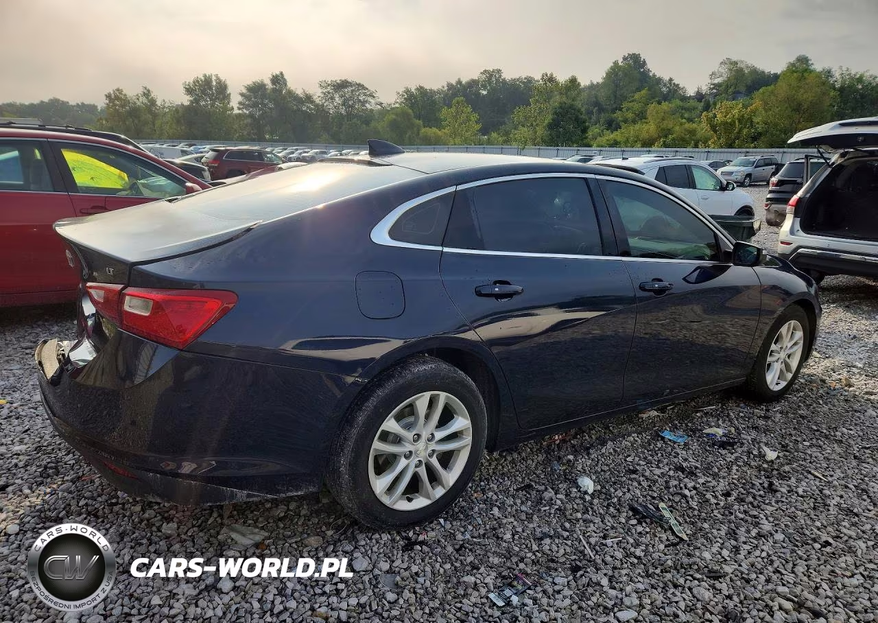 2017 Chevrolet Malibu Lt VIN:1G1ZE5ST0HF140810 - 3
