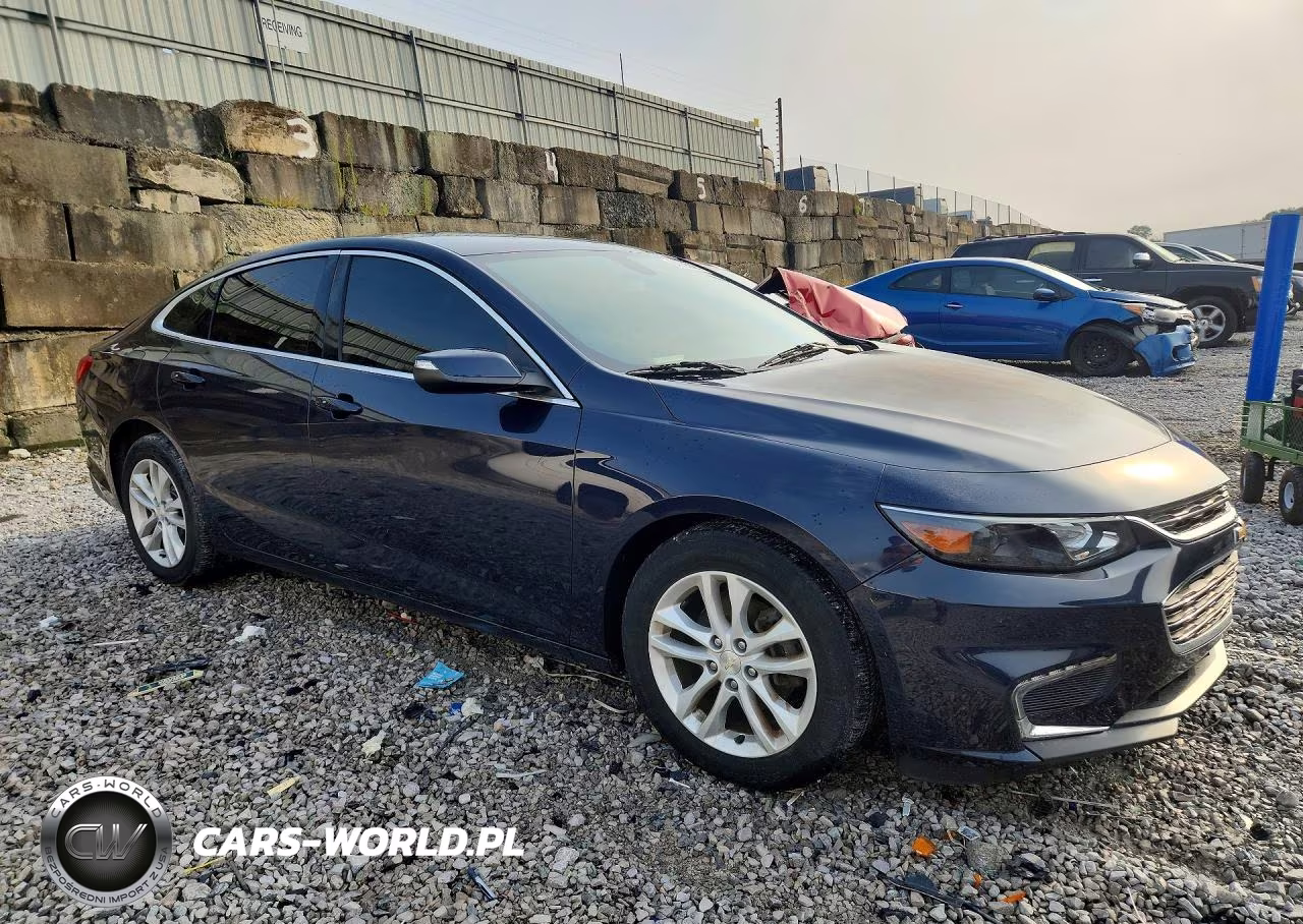 2017 Chevrolet Malibu Lt VIN:1G1ZE5ST0HF140810 - 4