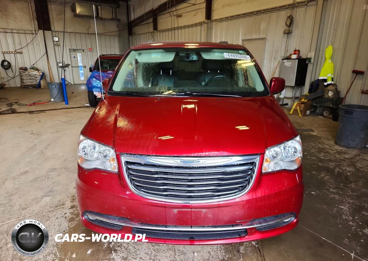 2016 Chrysler Town & Country Touring VIN:2C4RC1BG5GR138647 - 5