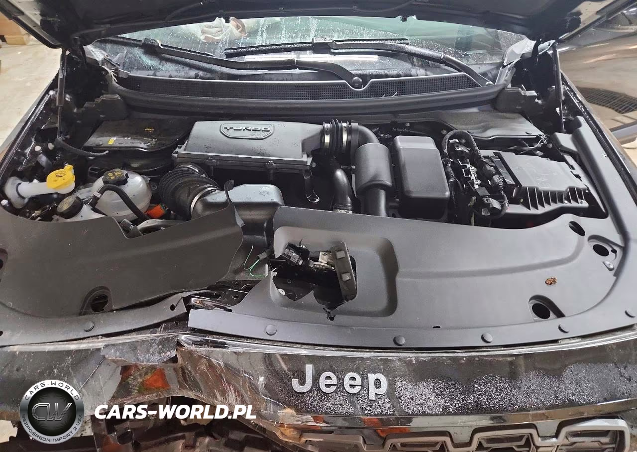 2026 Jeep Cherokee Laredo VIN:3C4PJMB26TT264347 - 12