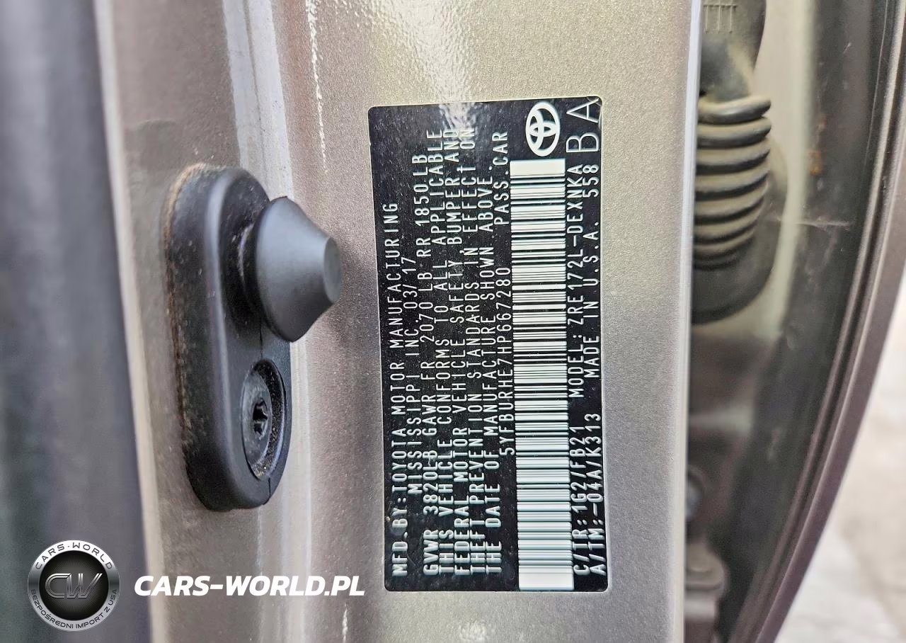 2017 Toyota Corolla Le VIN:5YFBURHE7HP667280 - 13