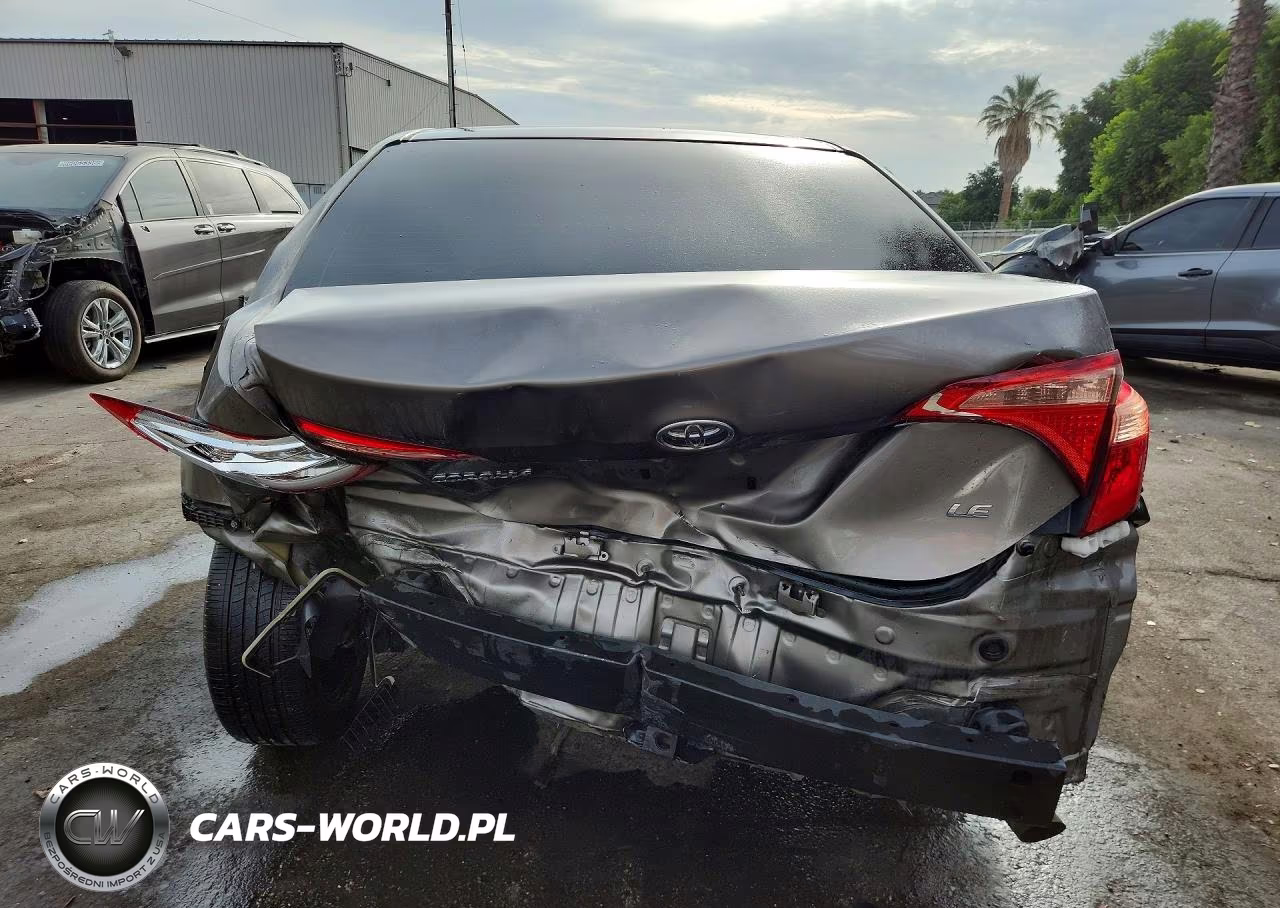 2017 Toyota Corolla Le VIN:5YFBURHE7HP667280 - 6