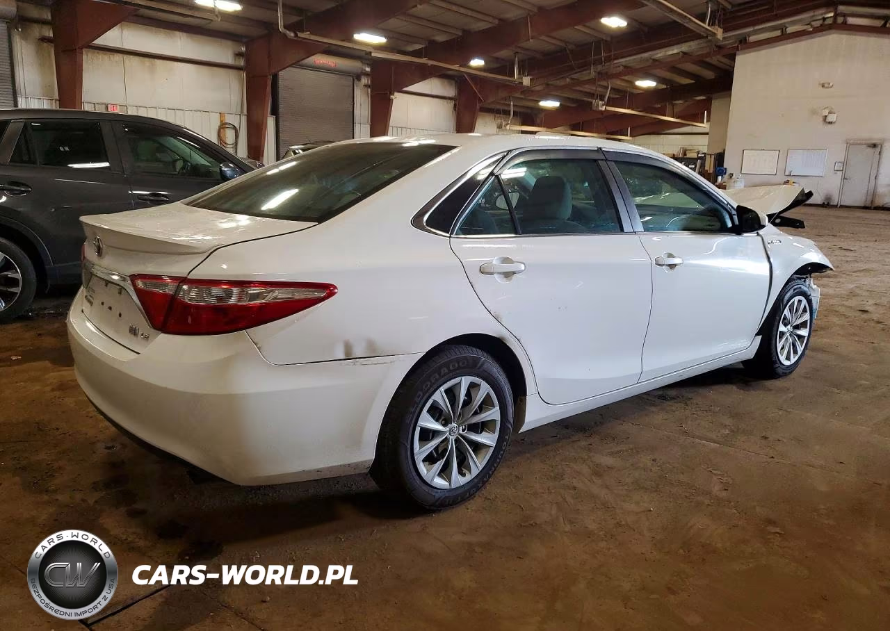 2015 Toyota Camry Hybrid Le VIN:4T1BD1FKXFU160766 - 3