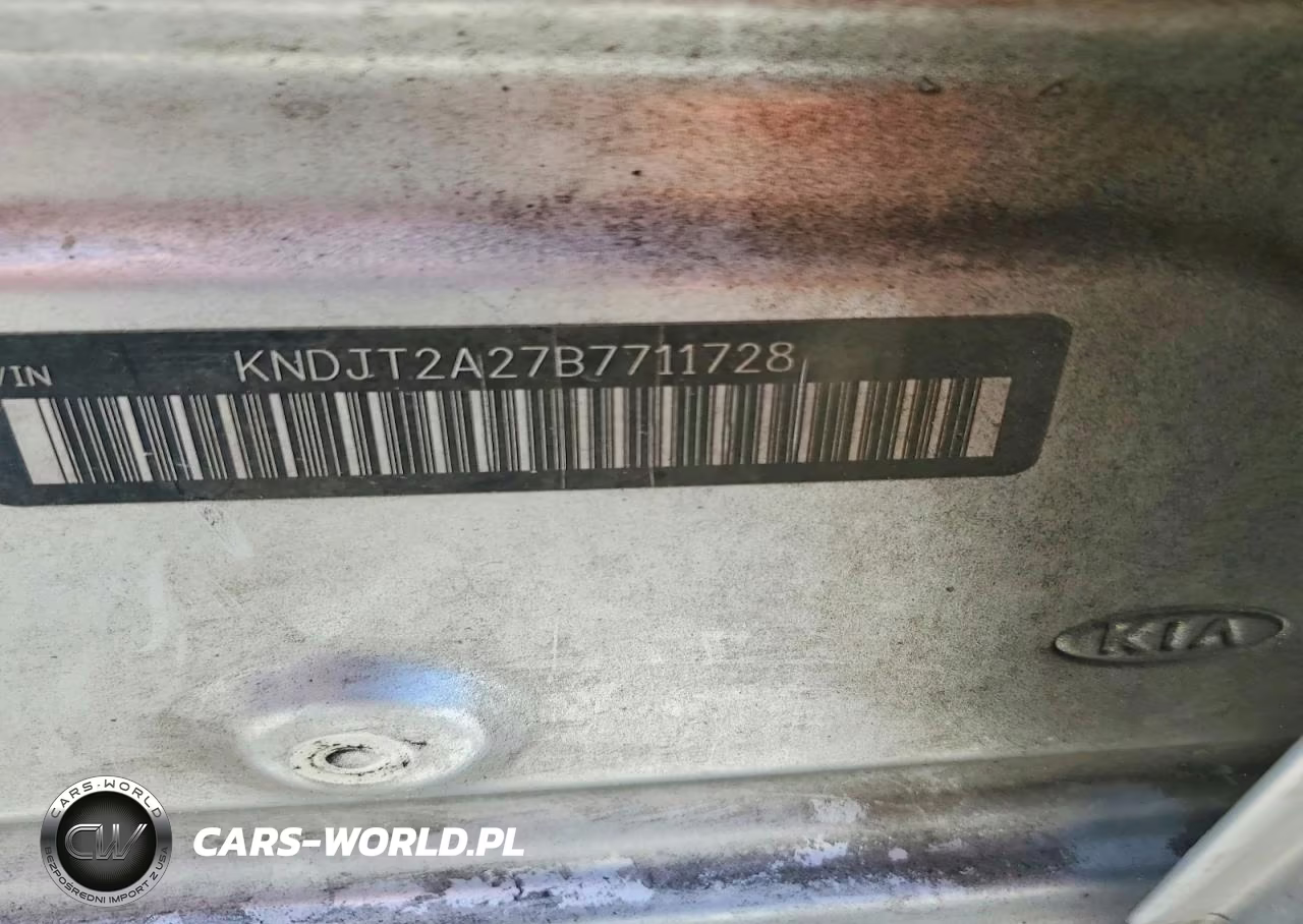 2011 Kia Soul + VIN:KNDJT2A27B7711728 - 12
