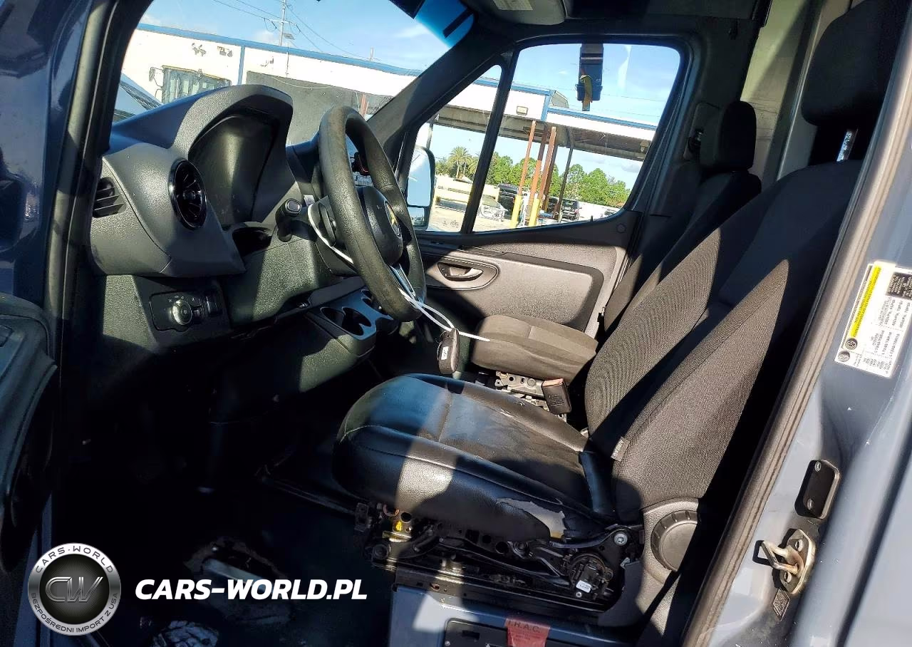 2019 Mercedes-Benz Sprinter 2500 Delivery Van VIN:WD4PF1CD7KP134280 - 7
