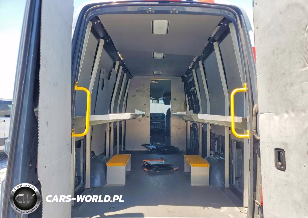 2019 Mercedes-Benz Sprinter 2500-3500 Delivery Van VIN:WD4PF1CD2KT012336 - 10