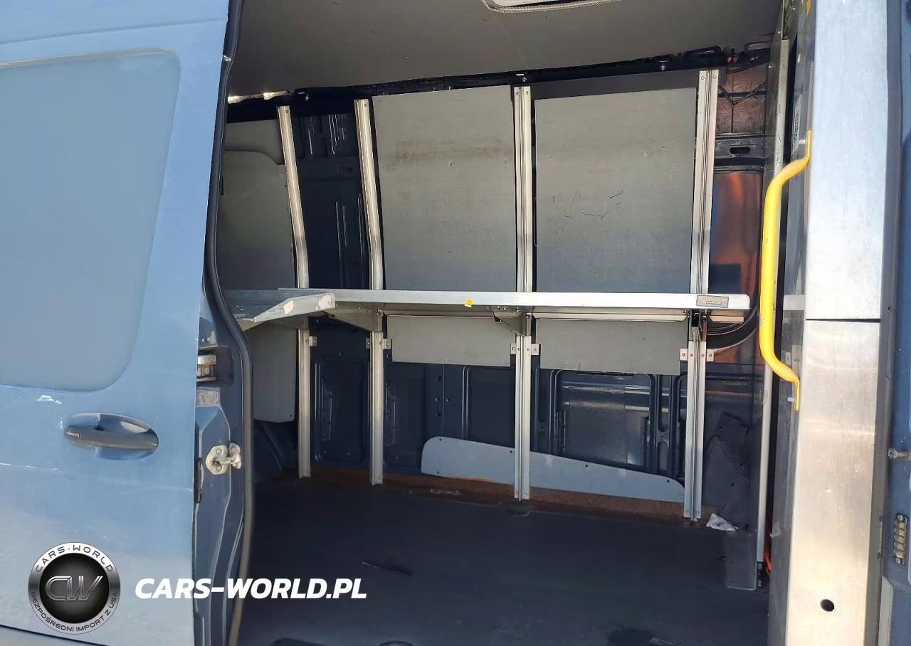 2019 Mercedes-Benz Sprinter 2500-3500 Delivery Van VIN:WD4PF1CD2KT012336 - 11