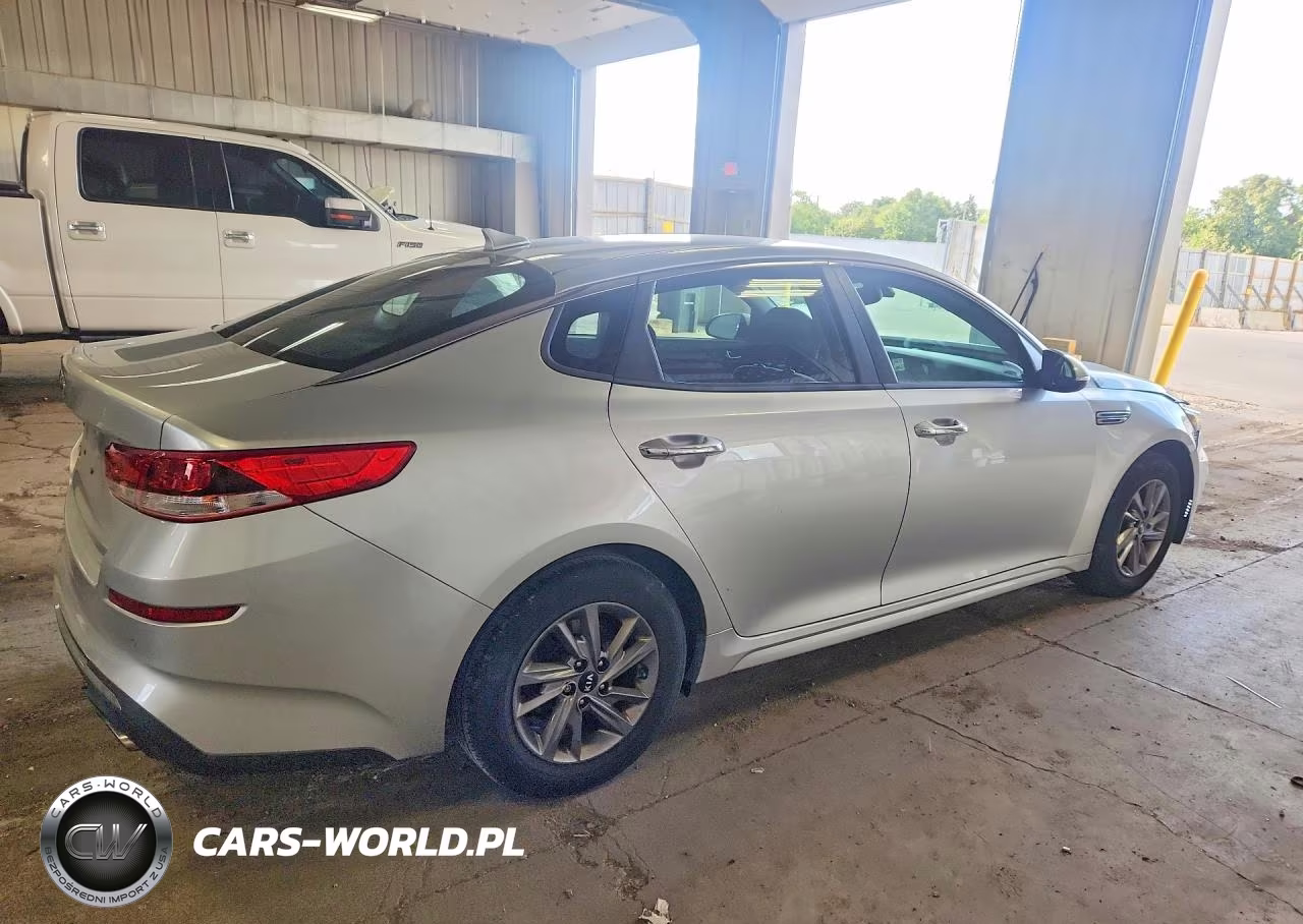 2019 Kia Optima Lx VIN:5XXGT4L37KG373900 - 3