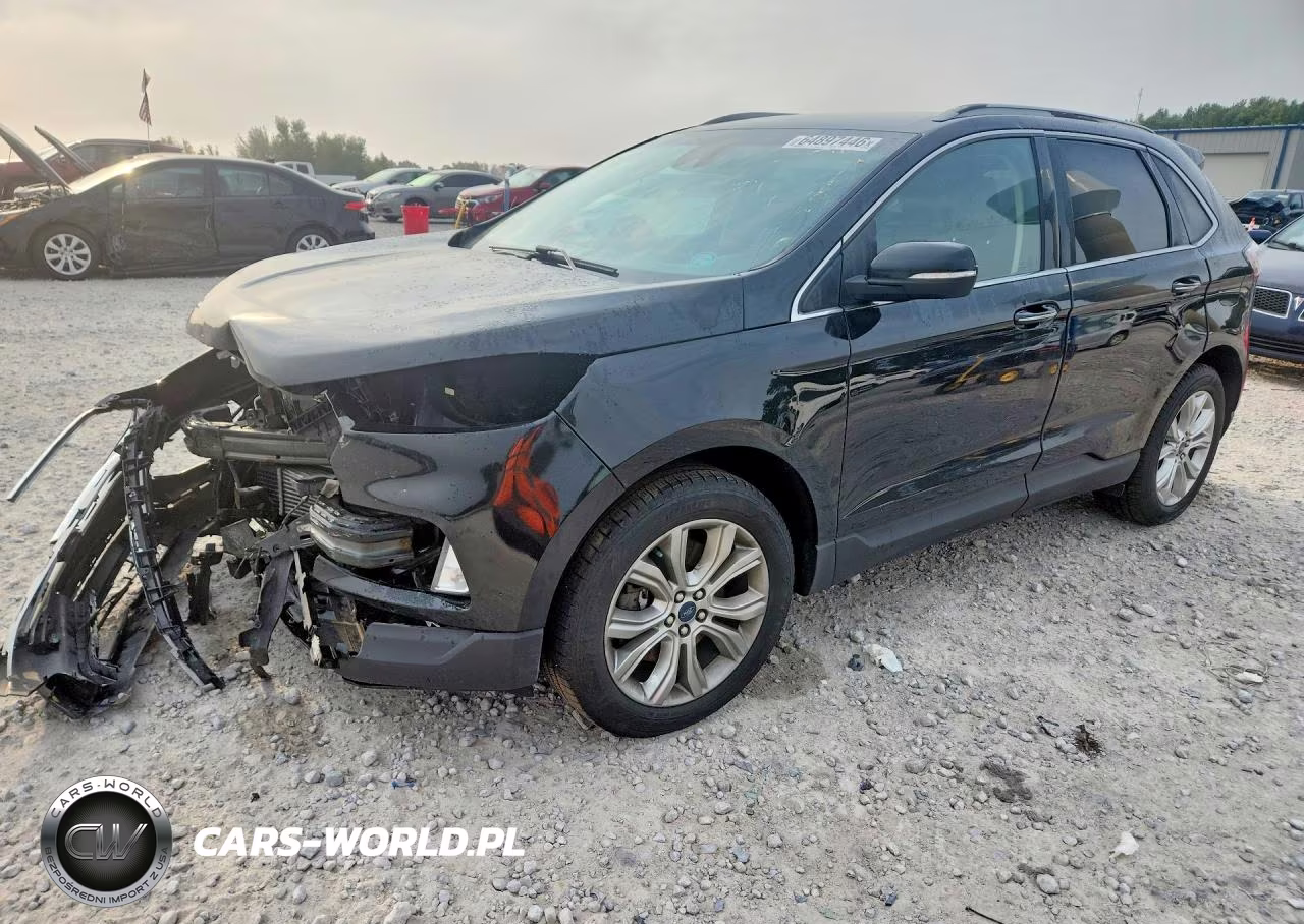2020 Ford Edge Titanium