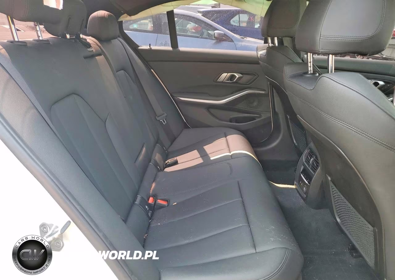 2020 BMW 330Xi VIN:3MW5R7J02L8B44501 - 10