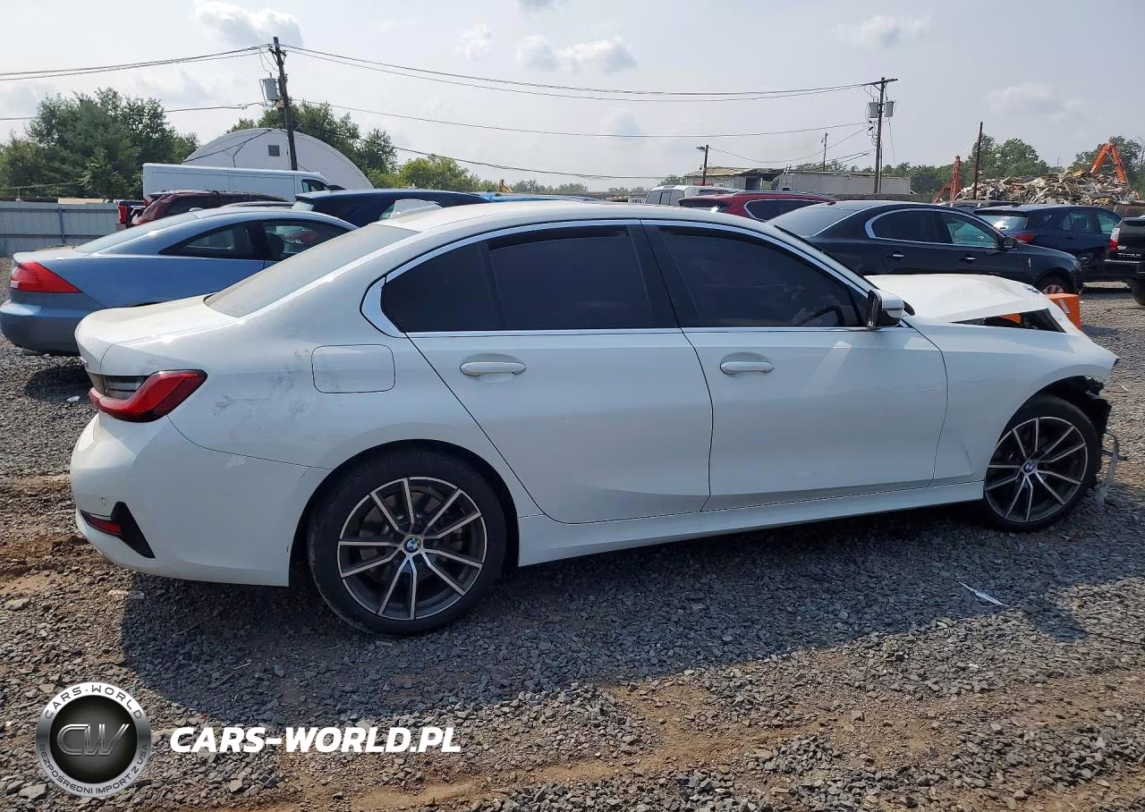 2020 BMW 330Xi VIN:3MW5R7J02L8B44501 - 3