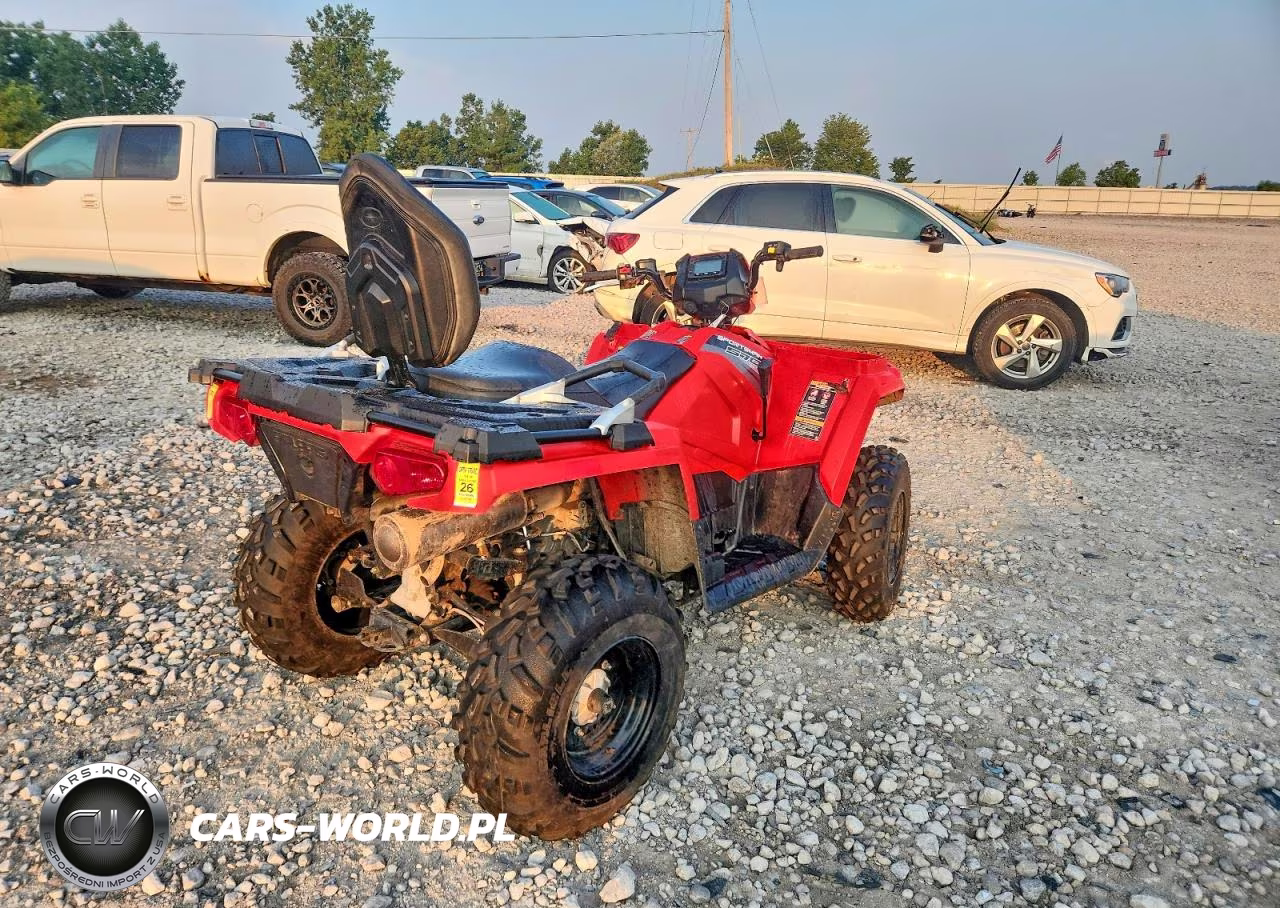 2018 Polaris Sportsman Touring 570 VIN:4XASDA571JA100815 - 4