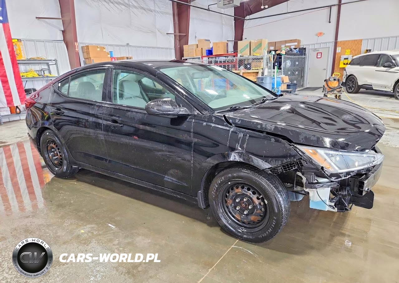 2019 Hyundai Elantra Se VIN:KMHD74LF5KU757777 - 4