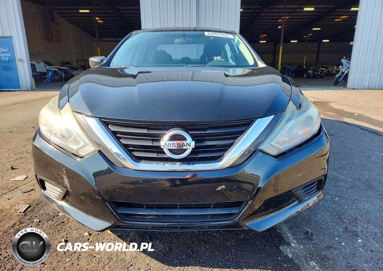 2017 Nissan Altima 2.5 VIN:1N4AL3AP8HC478627 - 5
