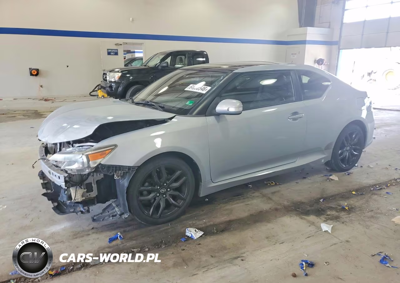 2014 Scion Tc 10 Series – zdjęcie 1 z 12