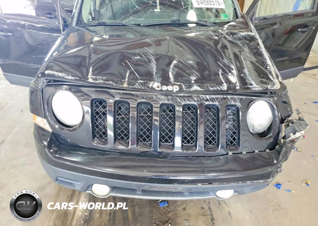 2012 Jeep Patriot Latitude VIN:1C4NJPFB3CD696760 - 11