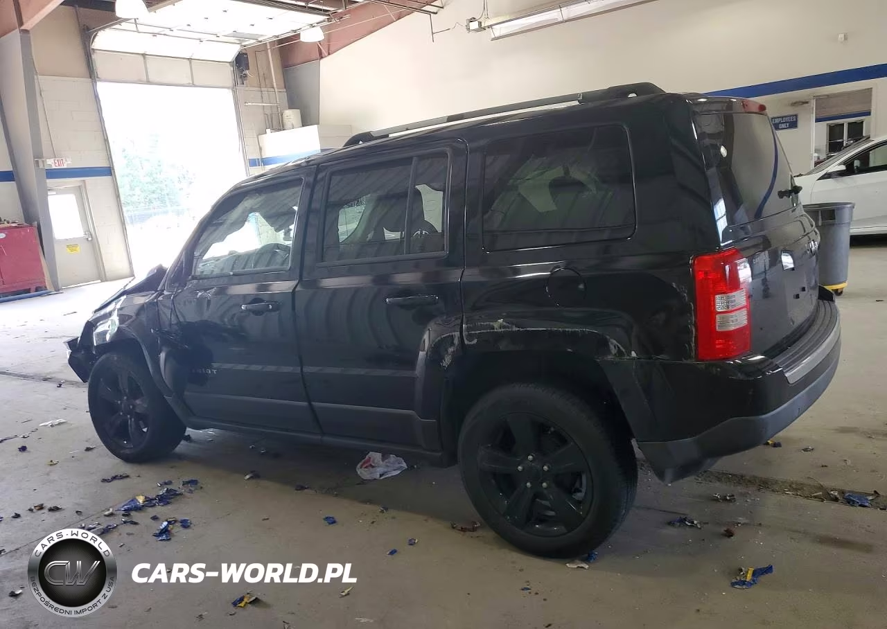 2012 Jeep Patriot Latitude VIN:1C4NJPFB3CD696760 - 2