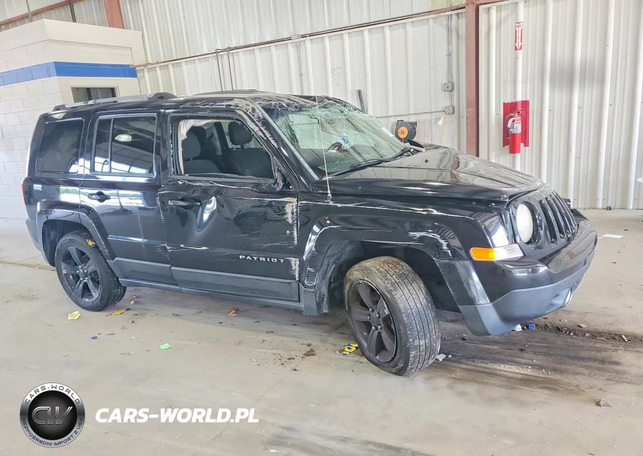 2012 Jeep Patriot Latitude VIN:1C4NJPFB3CD696760 - 4