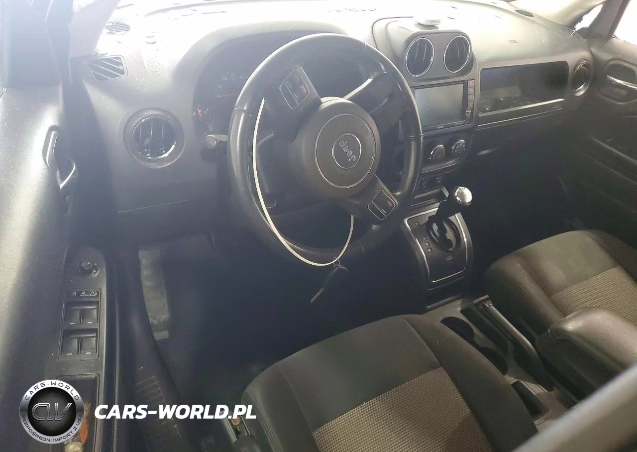 2012 Jeep Patriot Latitude VIN:1C4NJPFB3CD696760 - 8