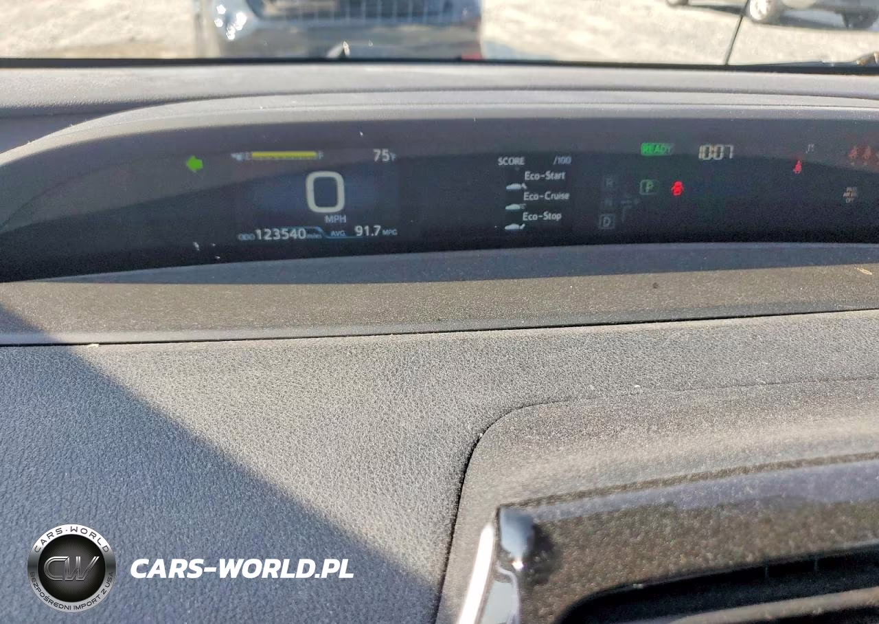 2021 Toyota Prius Prime Le VIN:JTDKAMFP4M3175504 - 9