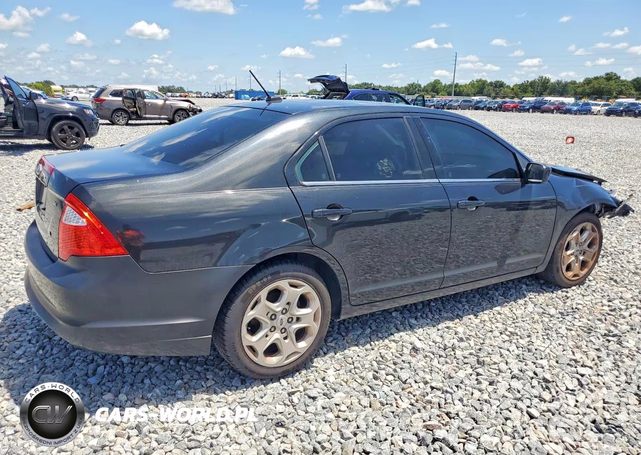 2010 Ford Fusion Se VIN:3FAHP0HA3AR333232 - 3