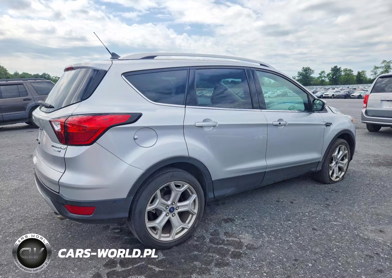 2019 Ford Escape Titanium VIN:1FMCU9J96KUB44193 - 3