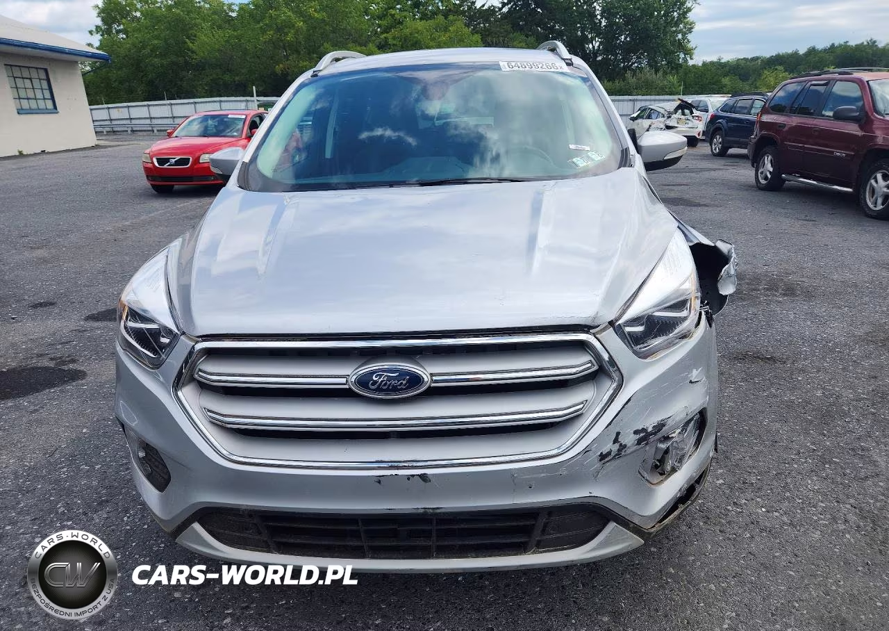 2019 Ford Escape Titanium VIN:1FMCU9J96KUB44193 - 5