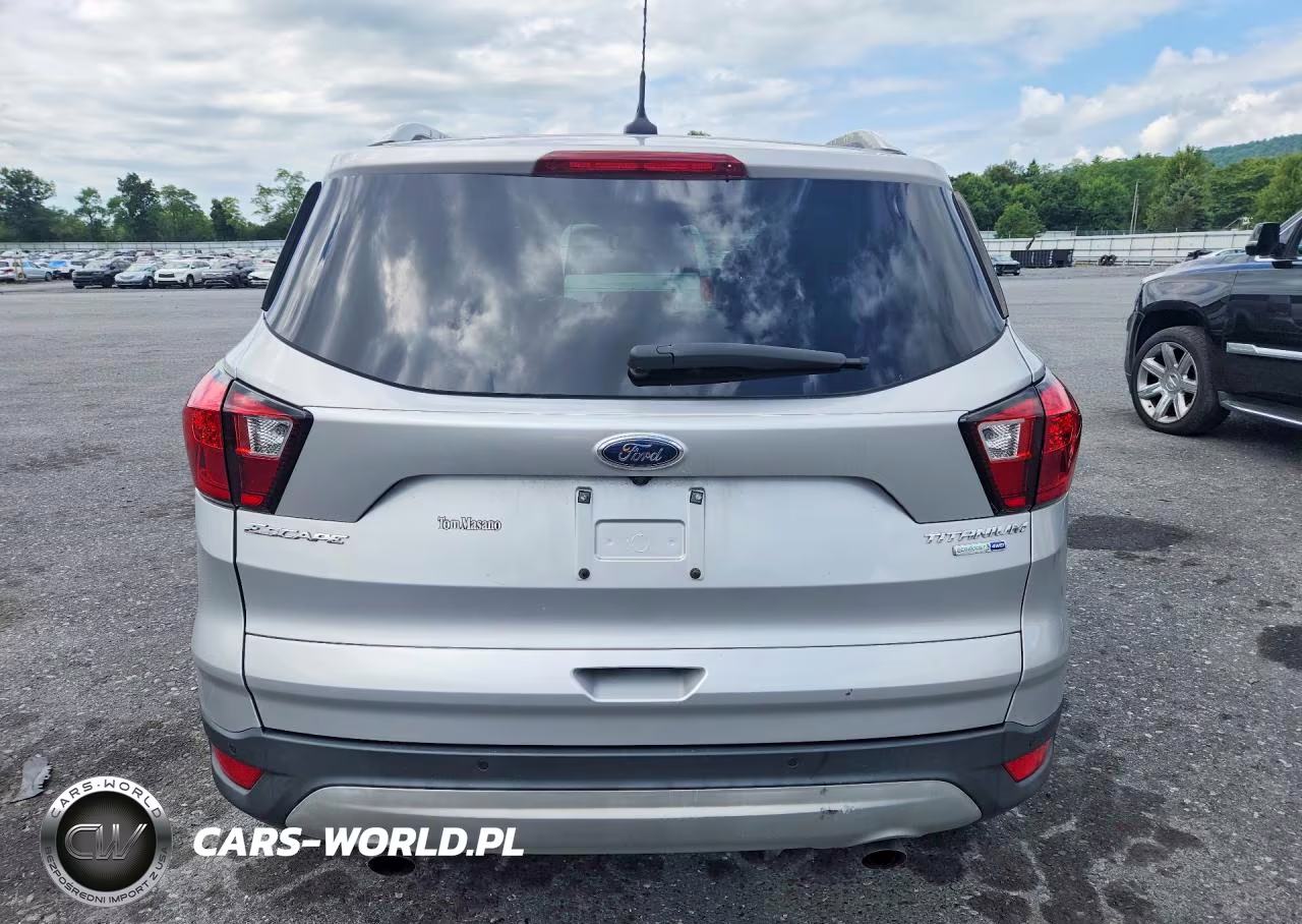 2019 Ford Escape Titanium VIN:1FMCU9J96KUB44193 - 6