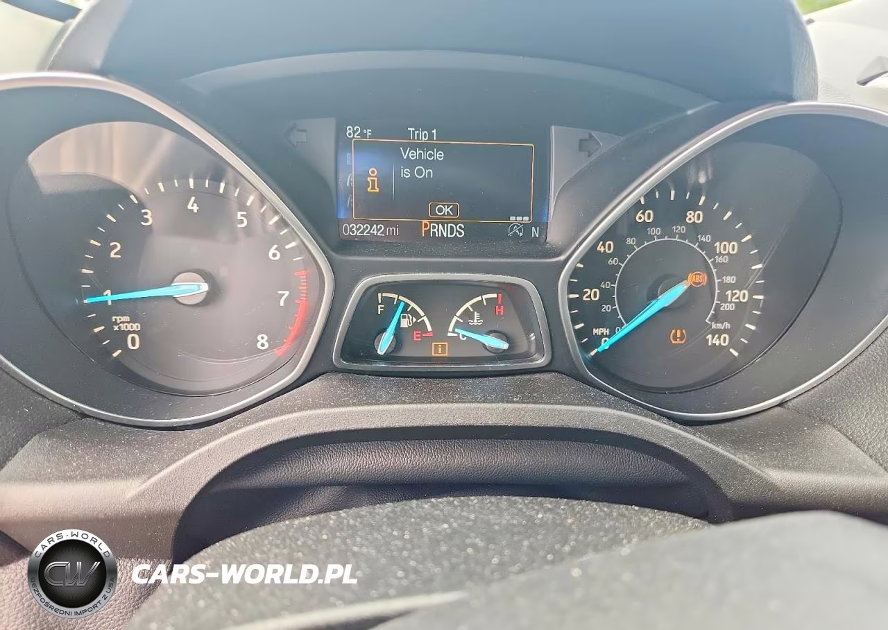 2019 Ford Escape Titanium VIN:1FMCU9J96KUB44193 - 9