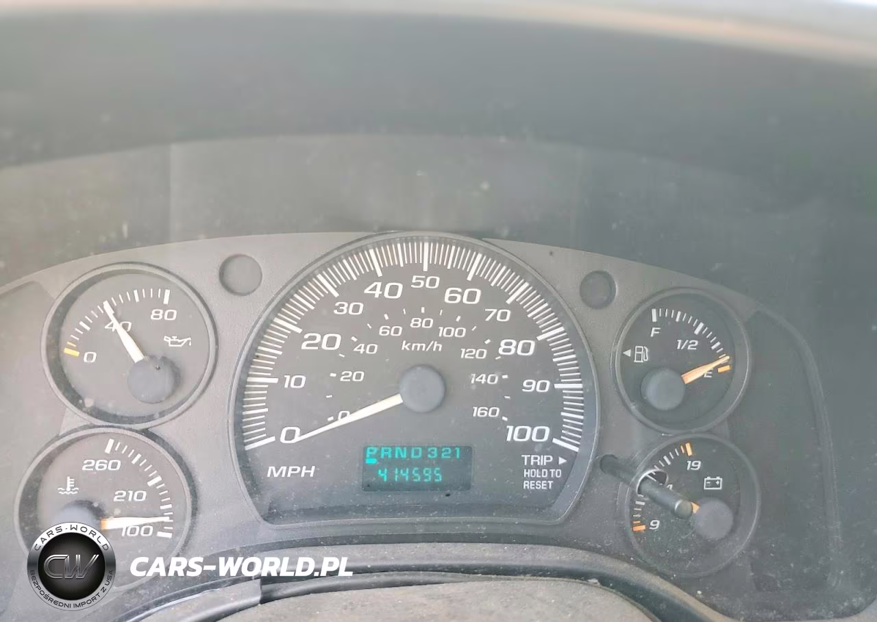 2004 Chevrolet Express G3500 VIN:1GCHG35UX41131299 - 9