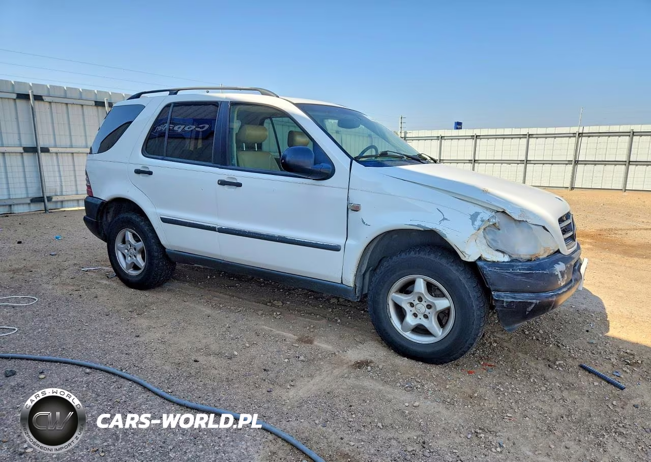 1999 Mercedes-Benz Ml 320 VIN:4JGAB54EXXA144933 - 4