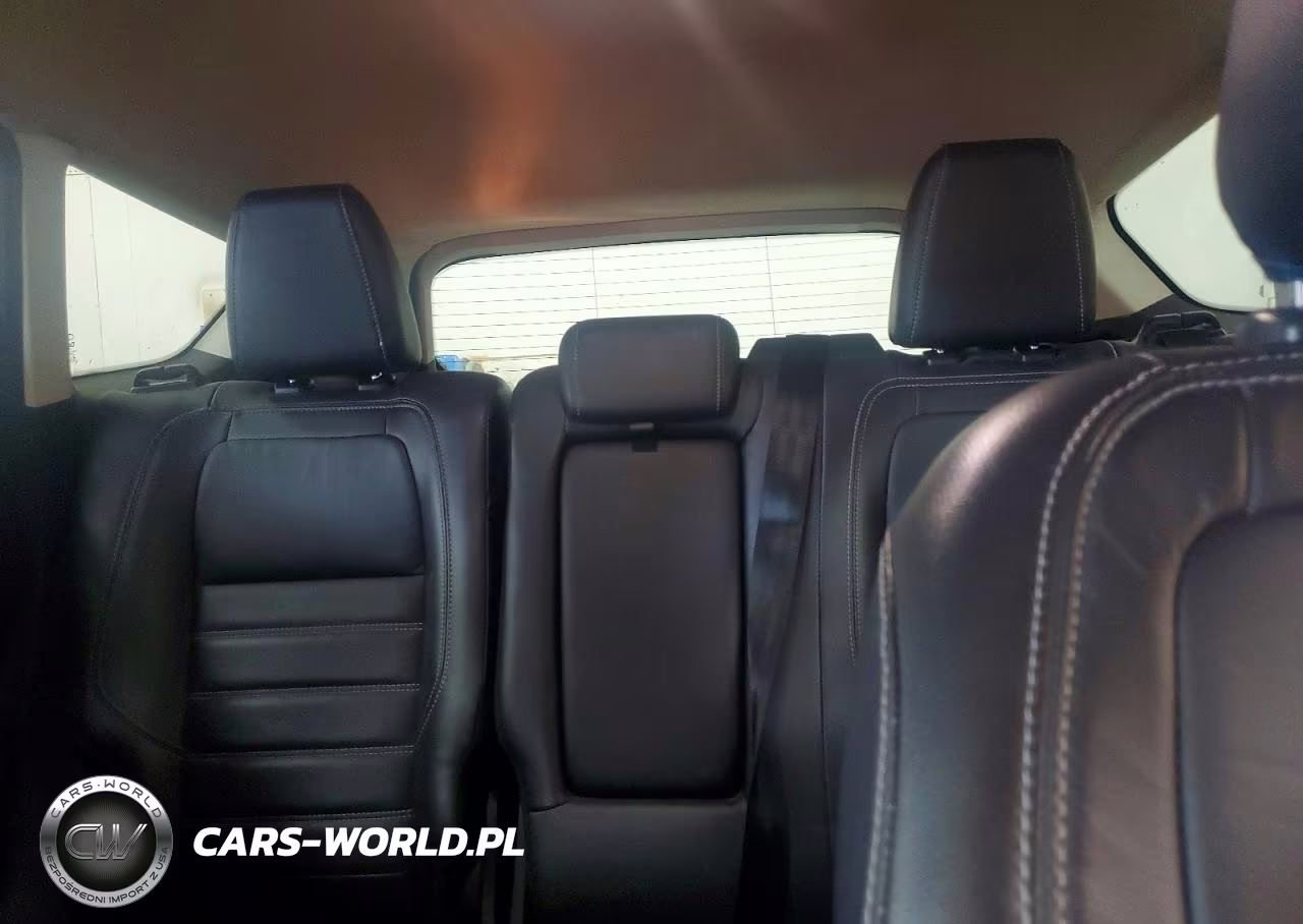 2018 Ford Escape Titanium VIN:1FMCU9J99JUA21194 - 10