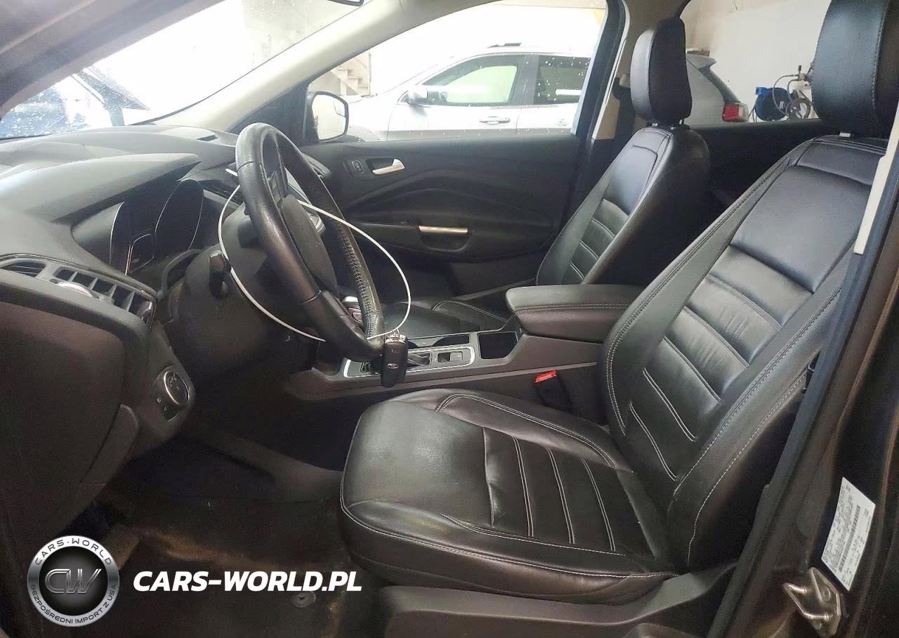 2018 Ford Escape Titanium VIN:1FMCU9J99JUA21194 - 7
