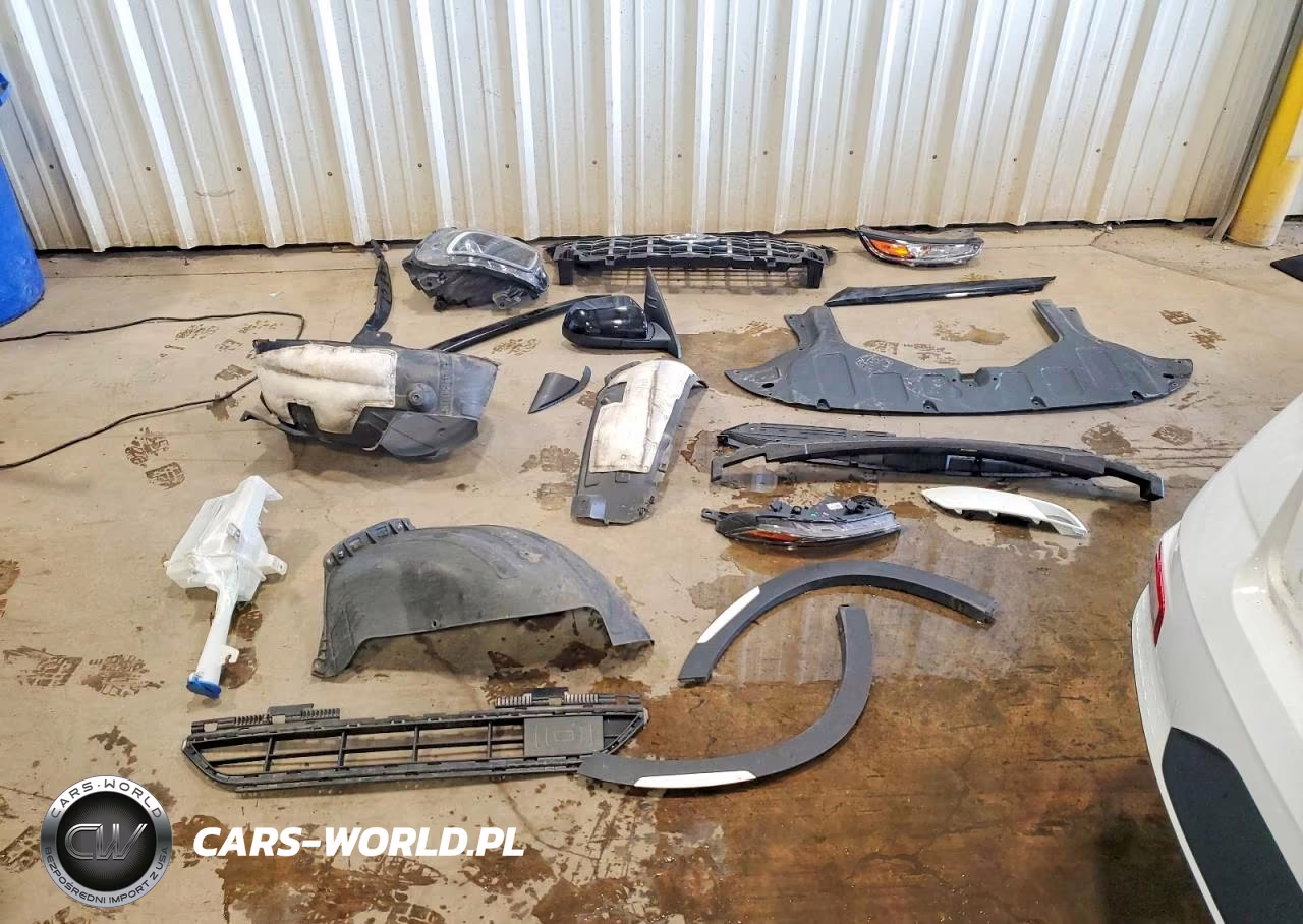2023 Hyundai Venue Limited VIN:KMHRC8A31PU226035 - 13