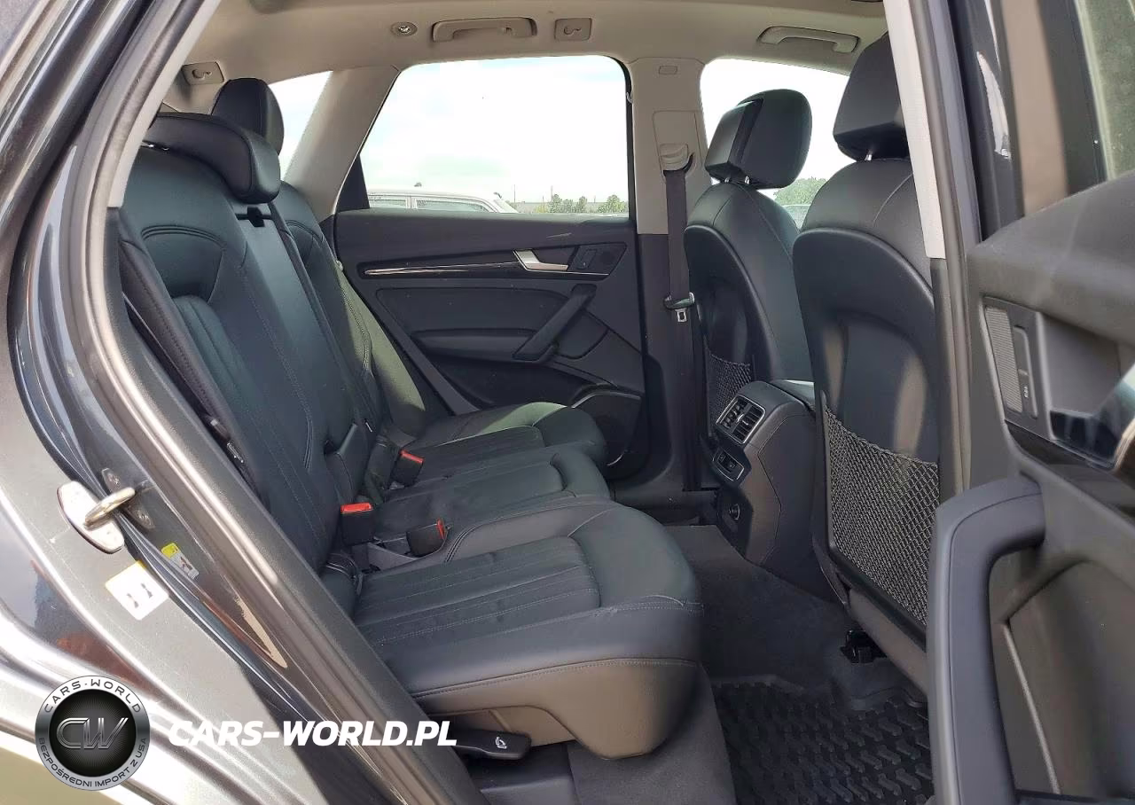 2019 Audi Q5 Premium VIN:WA1ANAFYXK2034702 - 11