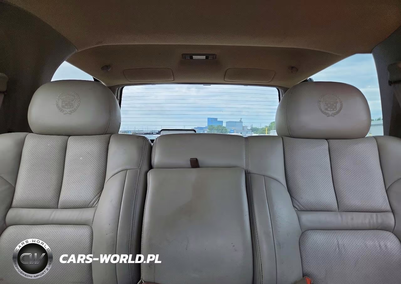 2000 Cadillac Escalade VIN:1GYEK13R5YR144113 - 10